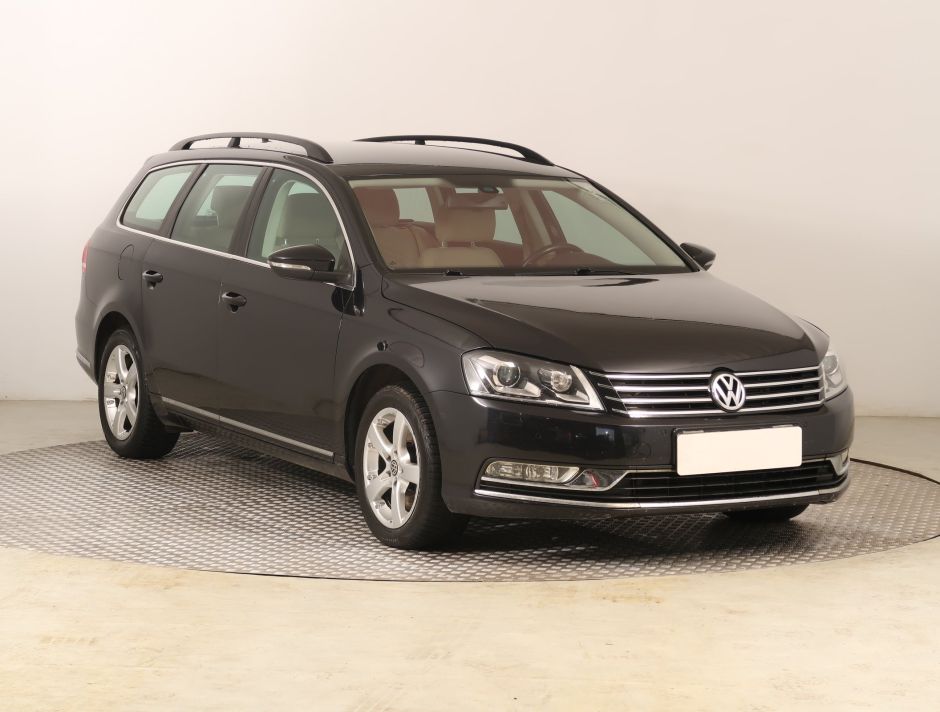 Volkswagen Passat - 2012