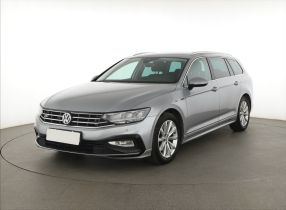Volkswagen Passat - 2020