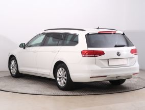 Volkswagen Passat - 2015