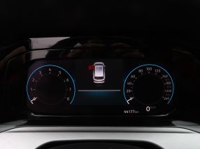 Volkswagen Golf - 2021