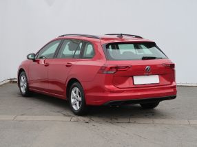 Volkswagen Golf - 2021
