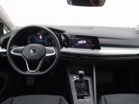 Volkswagen Golf - 2021