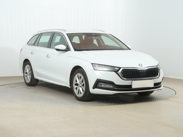 Škoda Octavia 2023