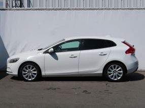 Volvo V40 - 2013