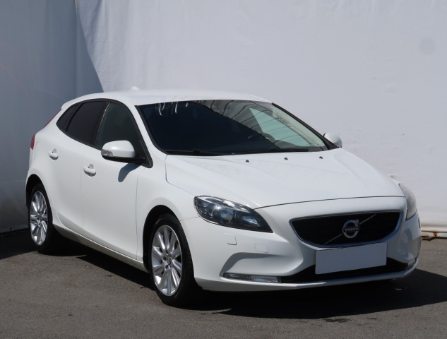 Volvo V40 2013
