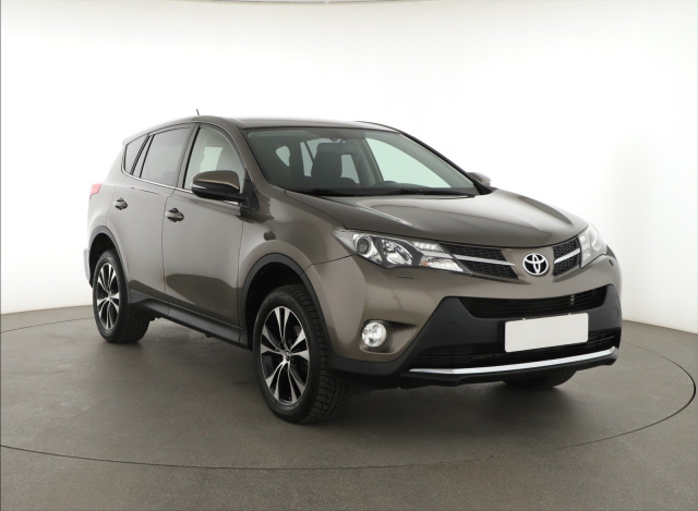 Toyota RAV4 2015