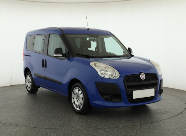 Fiat Doblo 2012