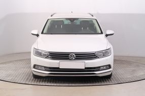 Volkswagen Passat - 2016