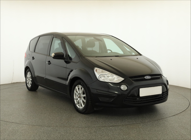 Ford S-Max 2010