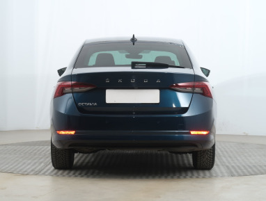 Škoda Octavia - 2021