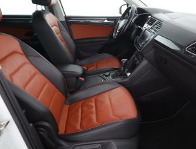 Volkswagen Tiguan - 2016