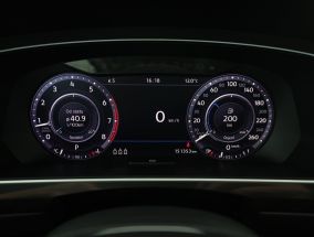 Volkswagen Tiguan - 2016