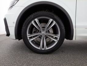 Volkswagen Tiguan - 2016