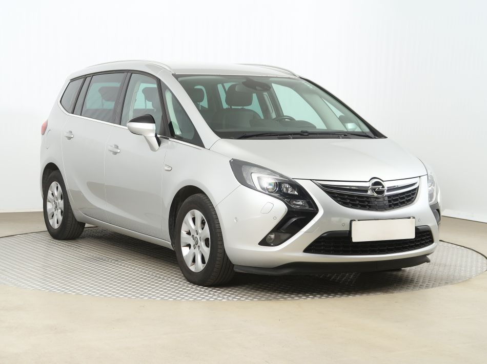 Opel Zafira - 2015