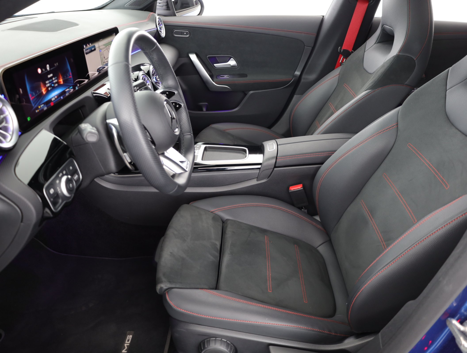 Mercedes-Benz CLA - 2025