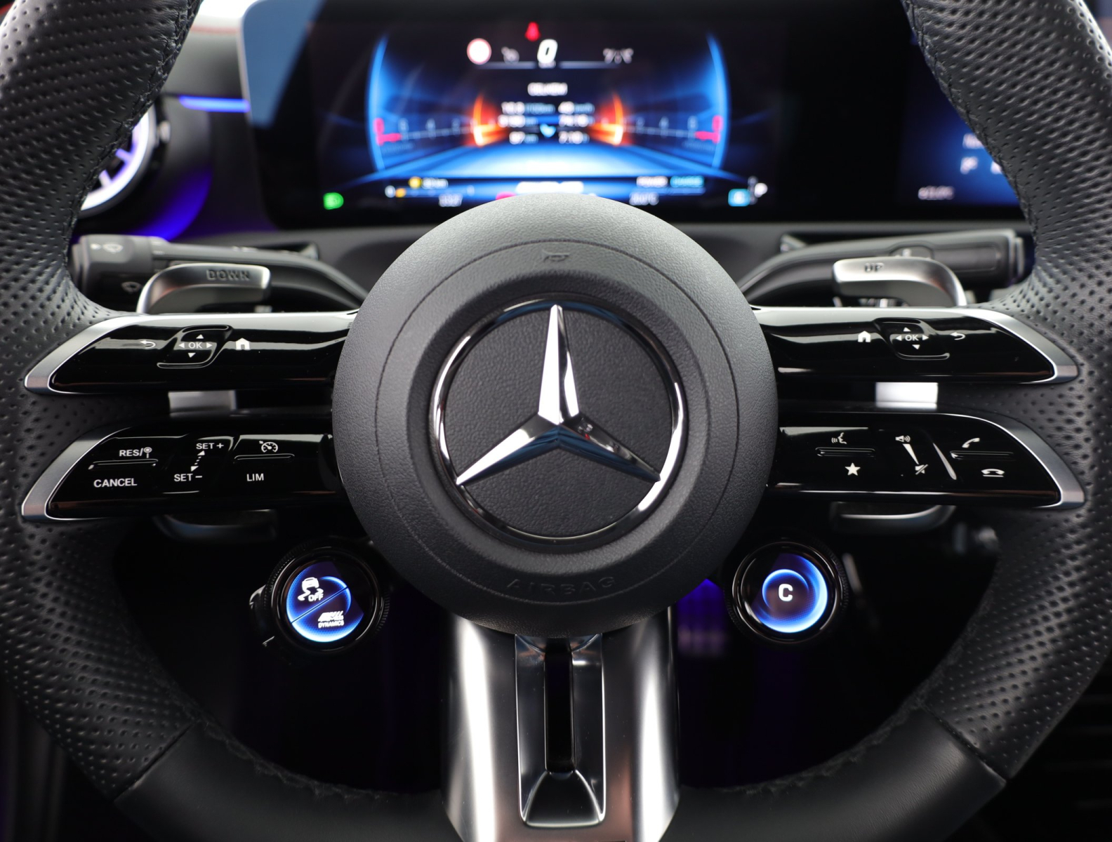 Mercedes-Benz CLA - 2025