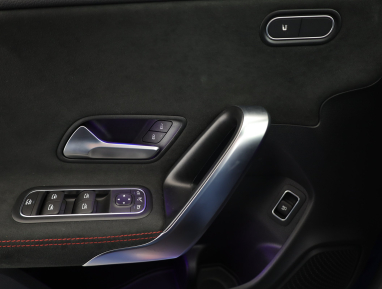 Mercedes-Benz CLA - 2025