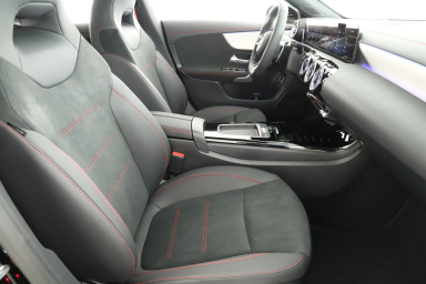 Mercedes-Benz CLA - 2025