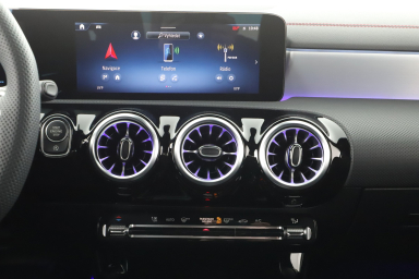 Mercedes-Benz CLA - 2025