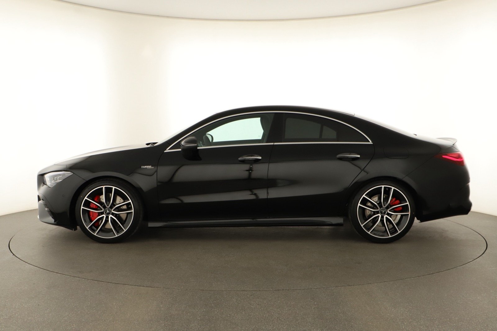 Mercedes-Benz CLA - 2025