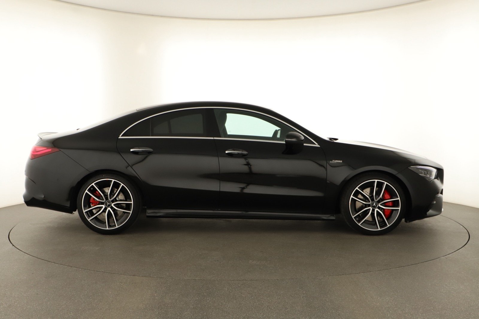 Mercedes-Benz CLA - 2025