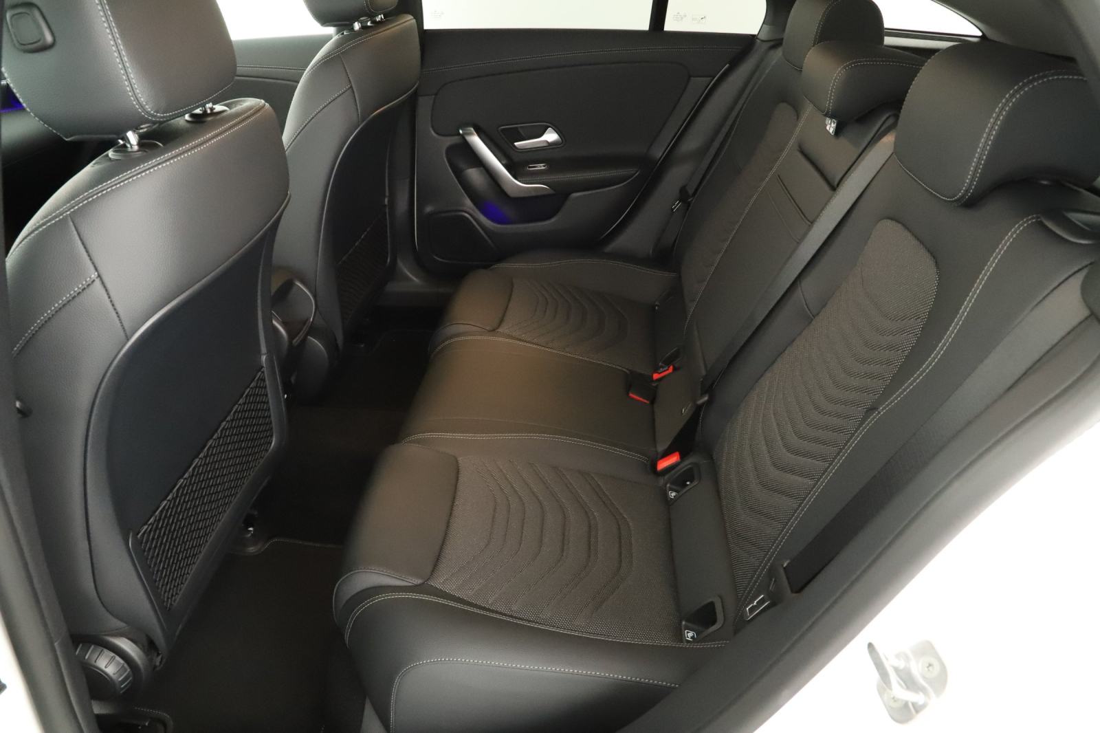 Mercedes-Benz CLA - 2025