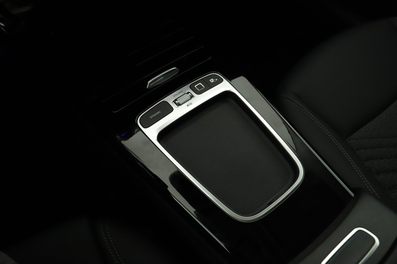 Mercedes-Benz CLA - 2025