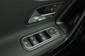 Mercedes-Benz CLA - 2025