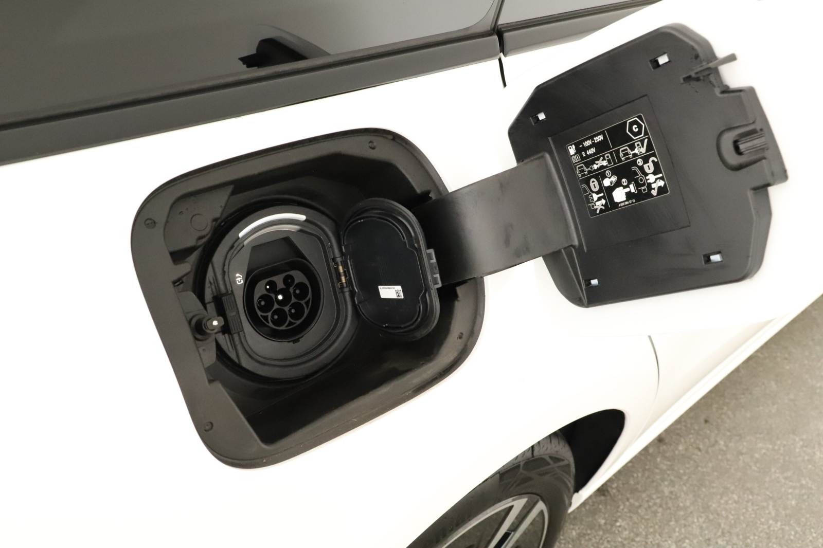 Mercedes-Benz CLA - 2025