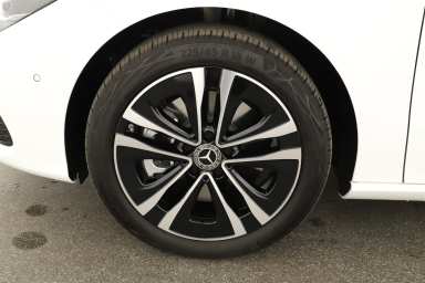 Mercedes-Benz CLA - 2025