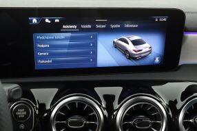 Mercedes-Benz CLA - 2025