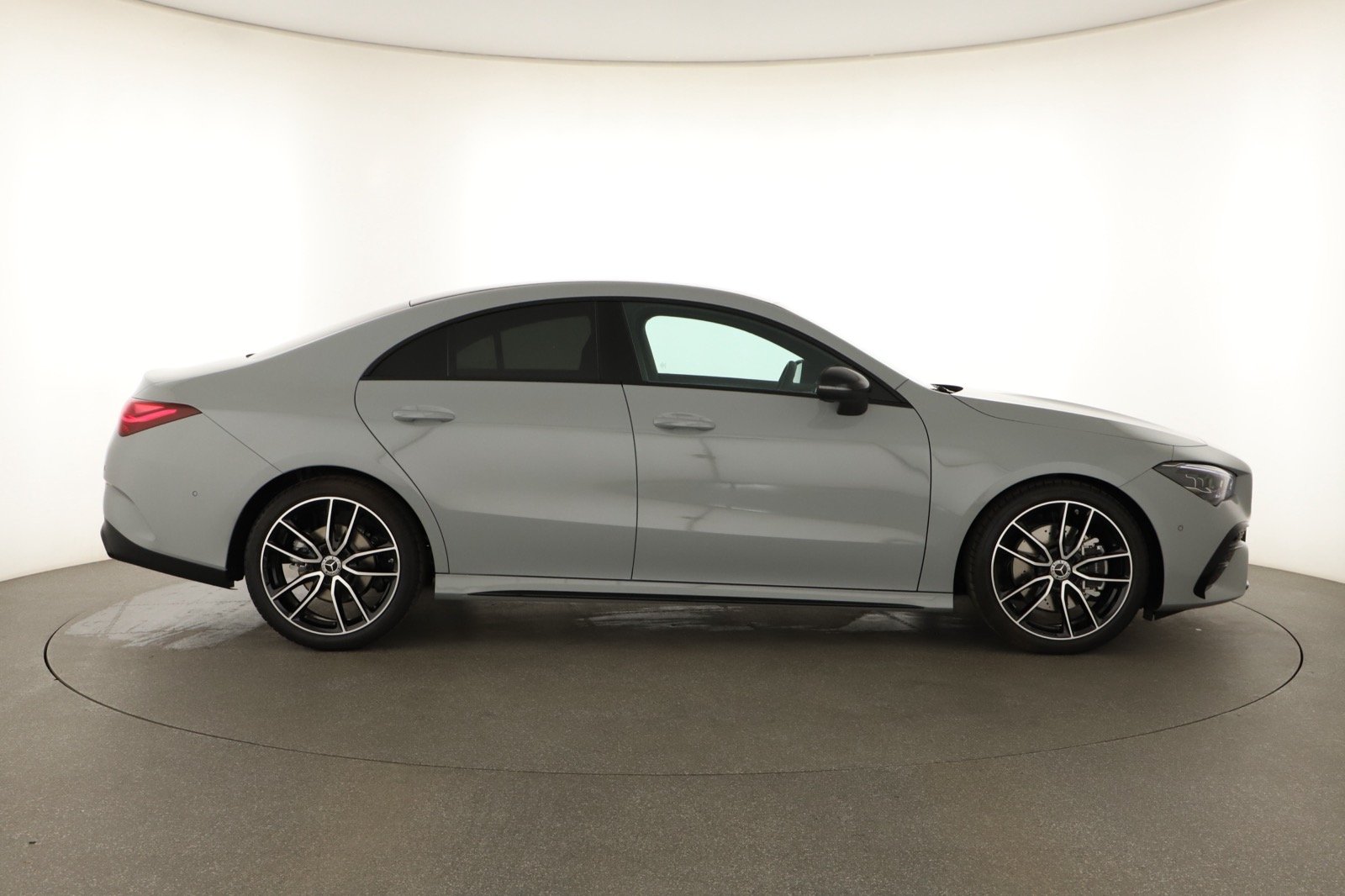 Mercedes-Benz CLA - 2025