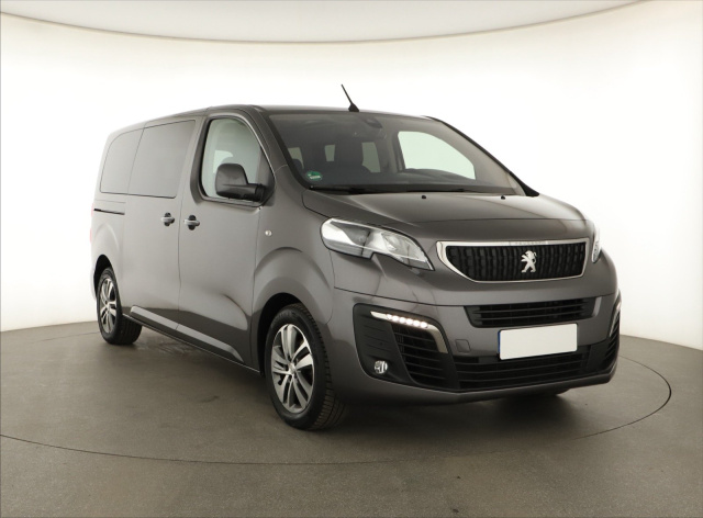 Peugeot Traveller 2019