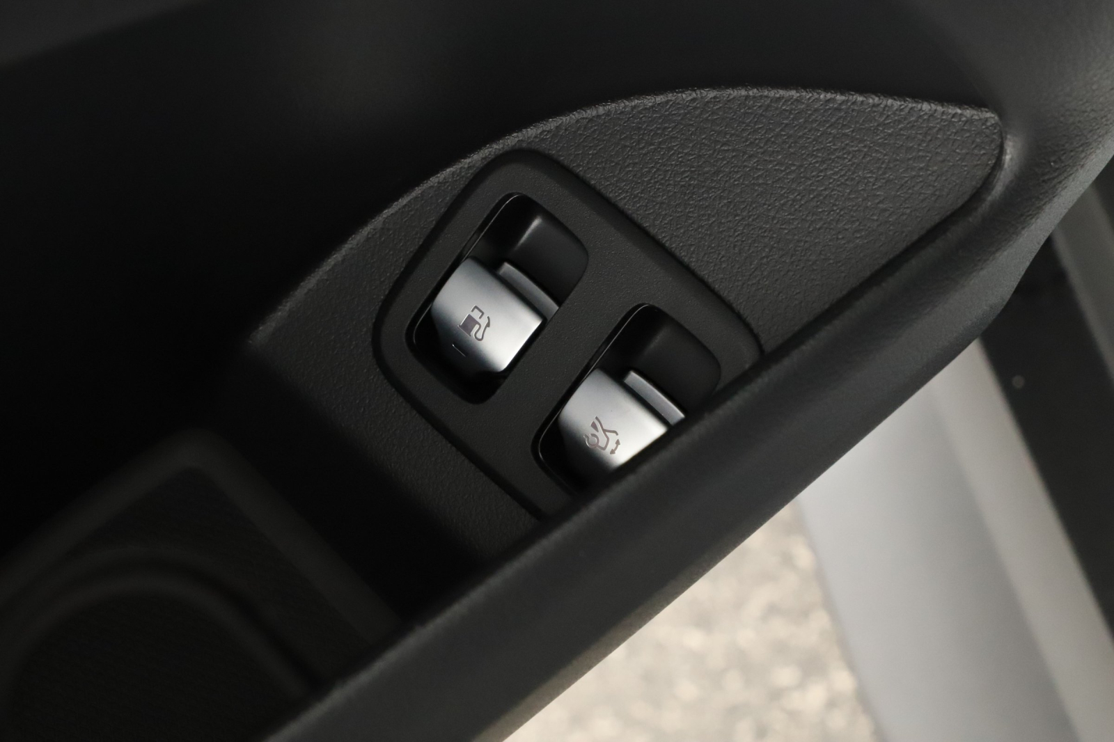 Mercedes-Benz GLC - 2025