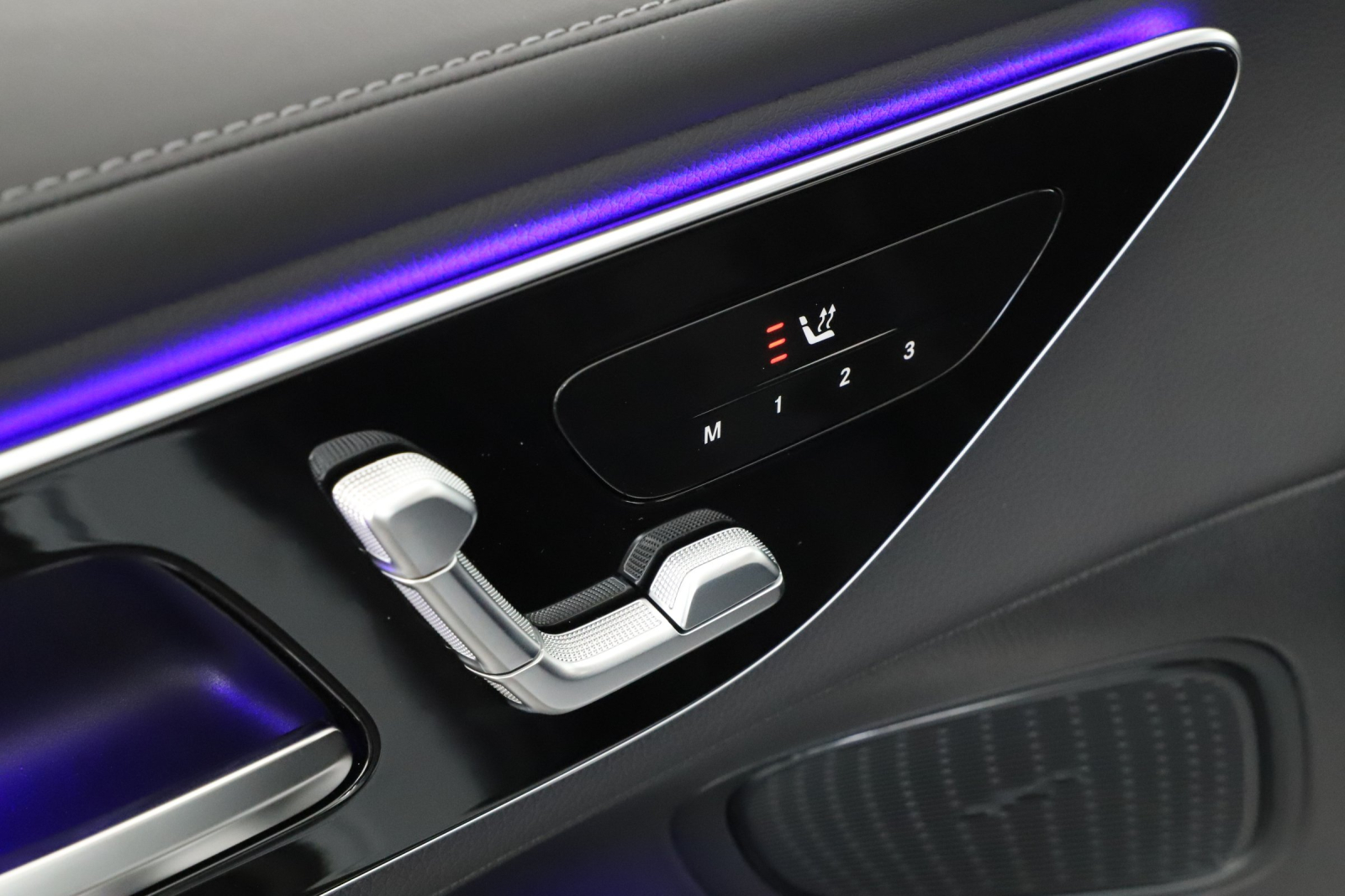 Mercedes-Benz GLC - 2025