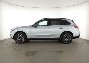 Mercedes-Benz GLC - 2025