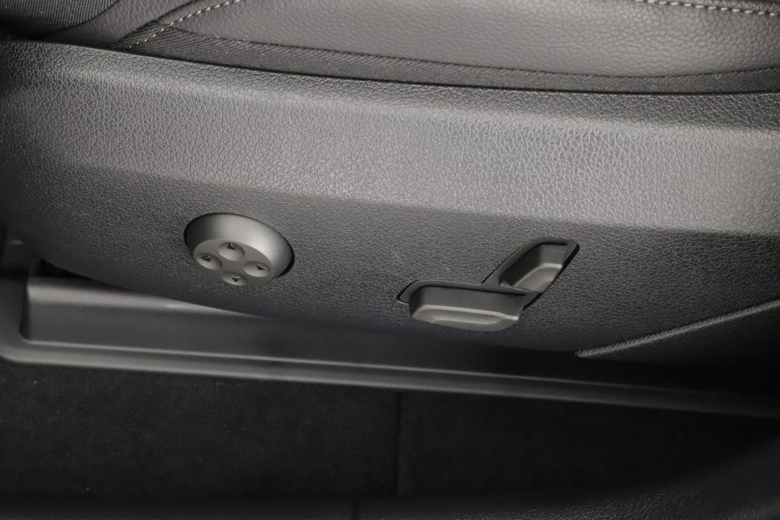 Mercedes-Benz GLC Coupe - 2025