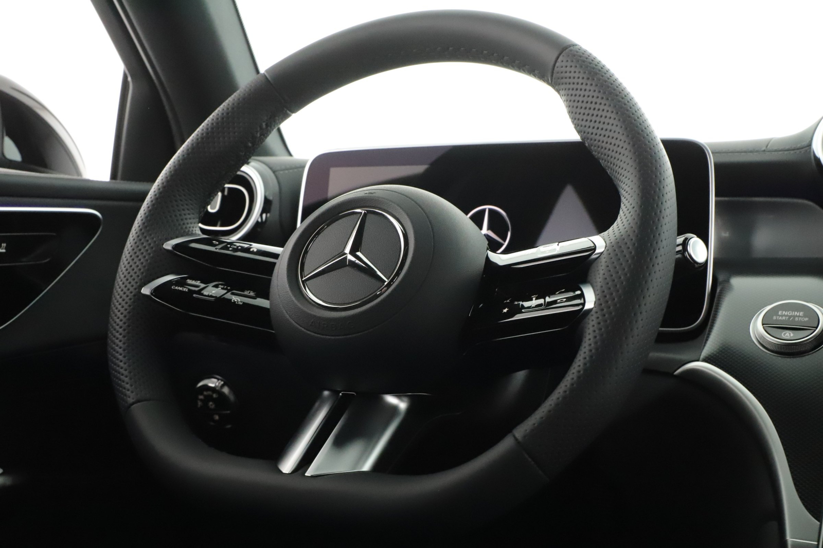 Mercedes - Benz GLC Coupe - 2025