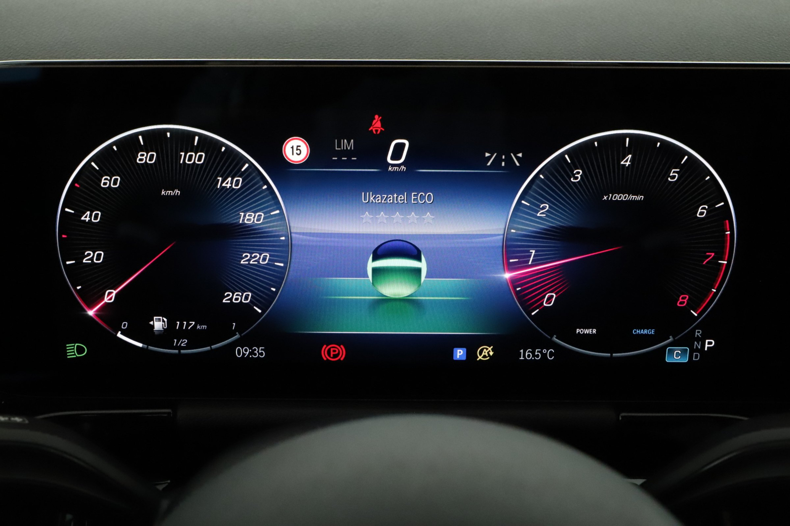 Mercedes - Benz GLA - 2025