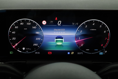 Mercedes - Benz GLA - 2025