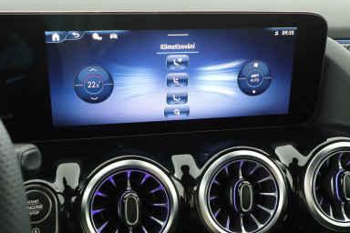 Mercedes - Benz GLA - 2025