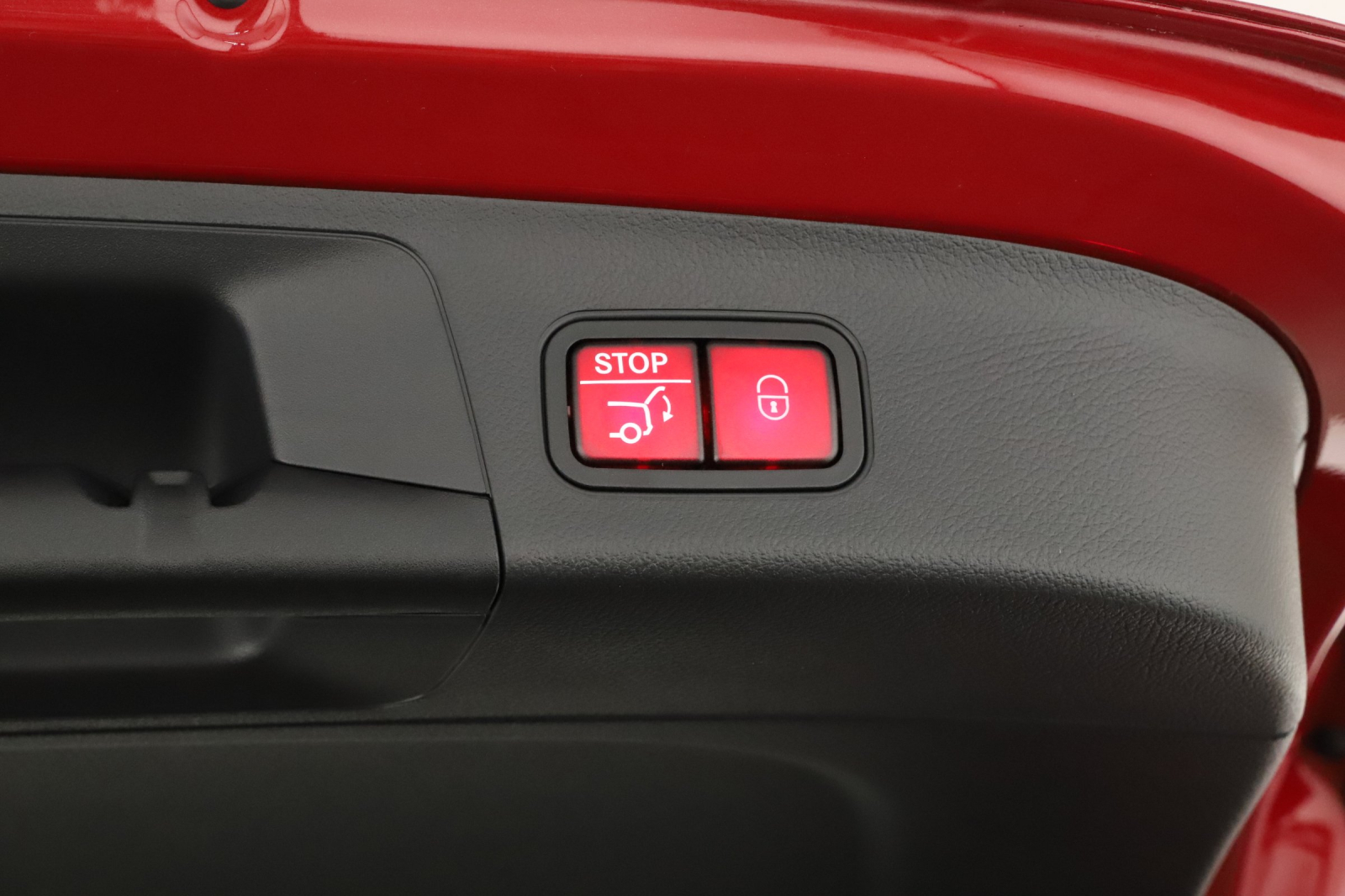 Mercedes - Benz GLA - 2025