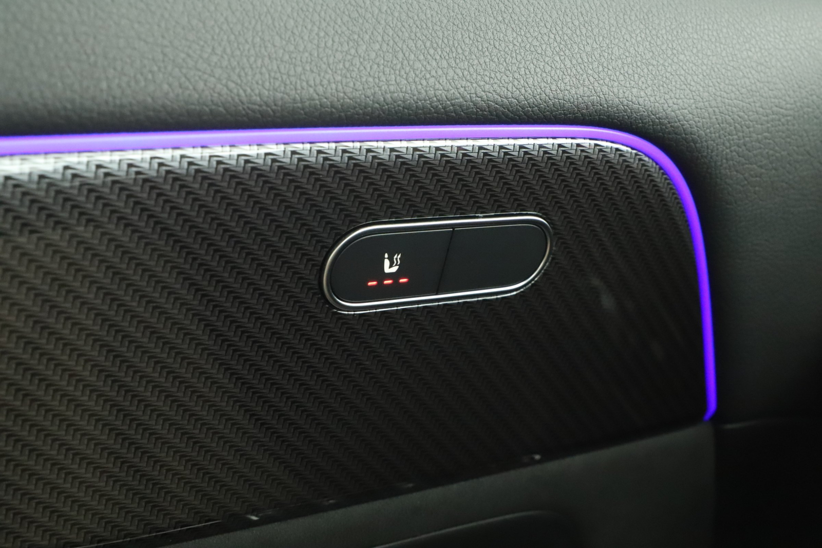 Mercedes - Benz GLA - 2025