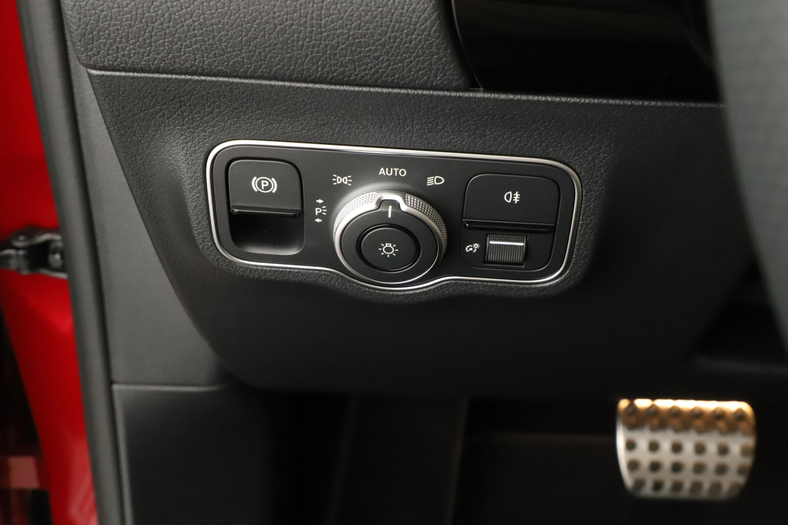 Mercedes - Benz GLA - 2025