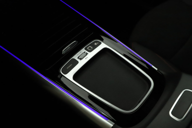 Mercedes - Benz GLA - 2025