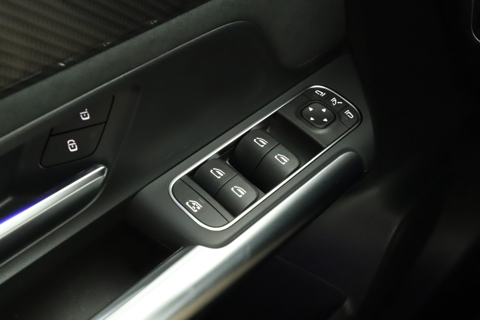 Mercedes - Benz GLA - 2025