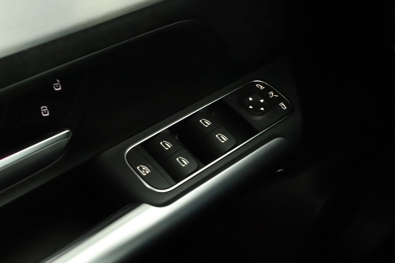 Mercedes - Benz GLA - 2025