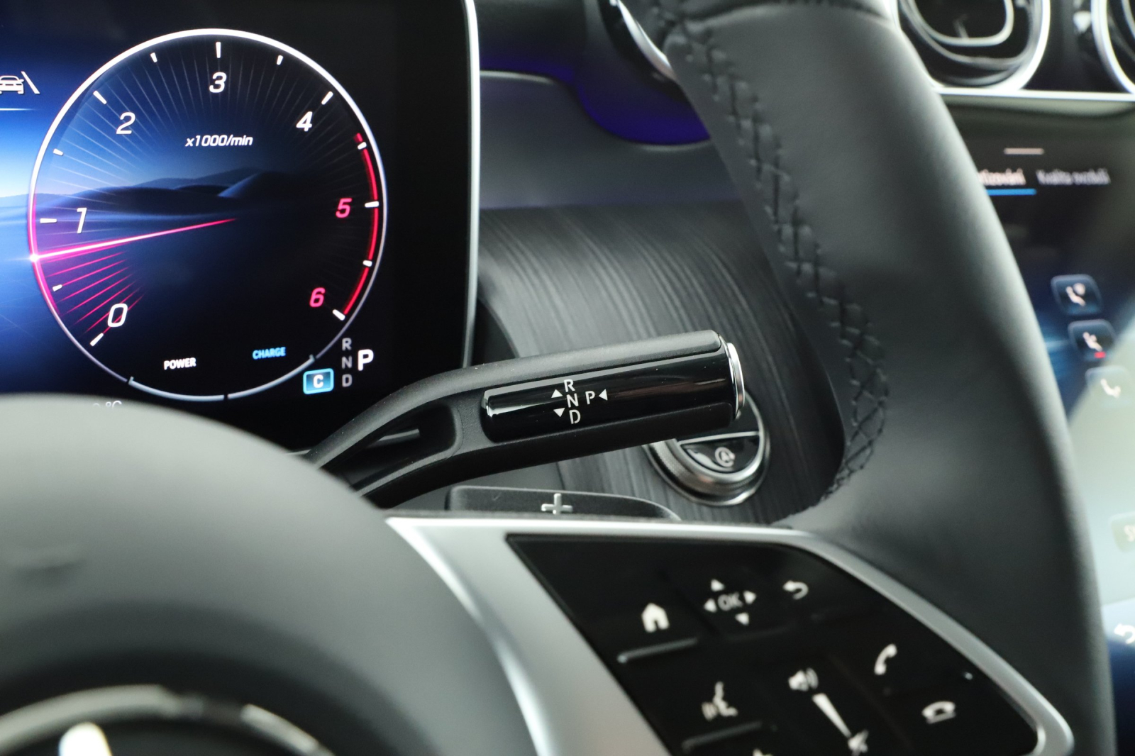 Mercedes - Benz GLC - 2025