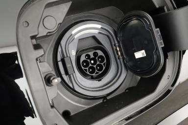 Mercedes - Benz GLA - 2025