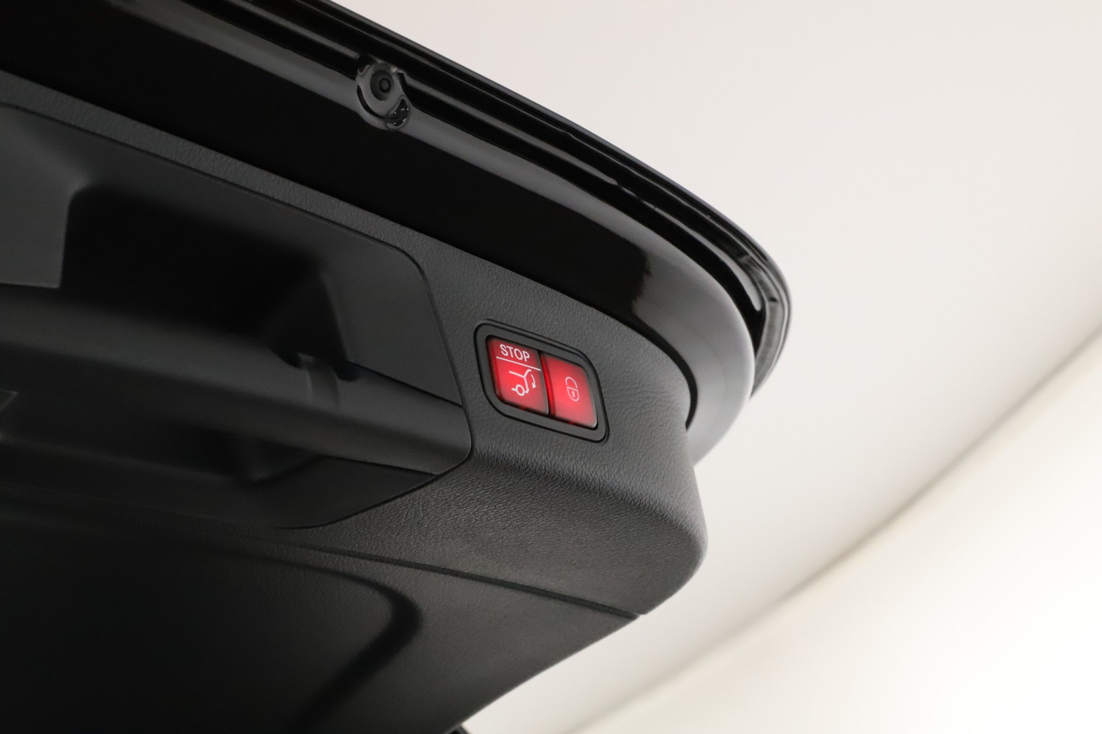 Mercedes - Benz GLA - 2025